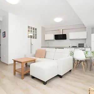 apt-apartamento-santa-matilde-11.hotelsinnerja.org/