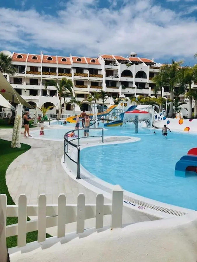 Wonderland With The Best Swimming Pool In Park S III Apartment Playa de las Americas