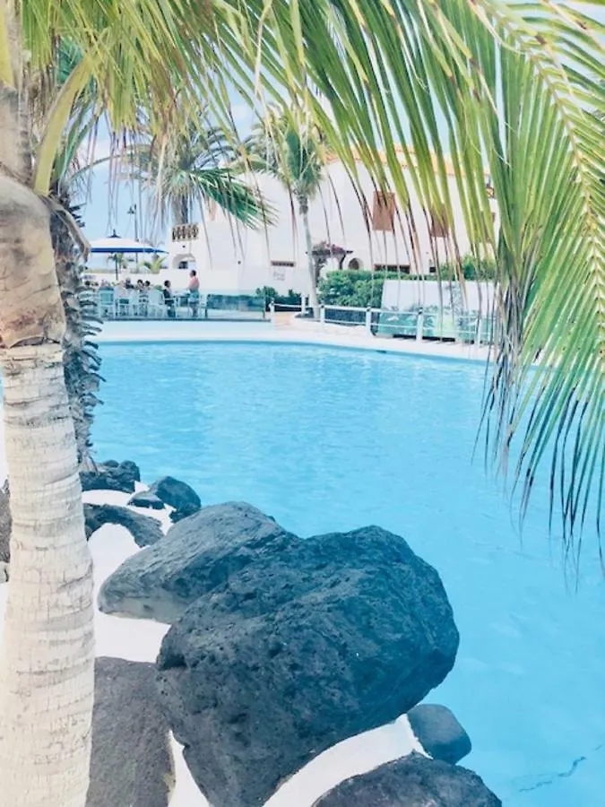 Wonderland With The Best Swimming Pool In Park S III Apartment Playa de las Americas  0*, Playa de las Americas (Tenerife)